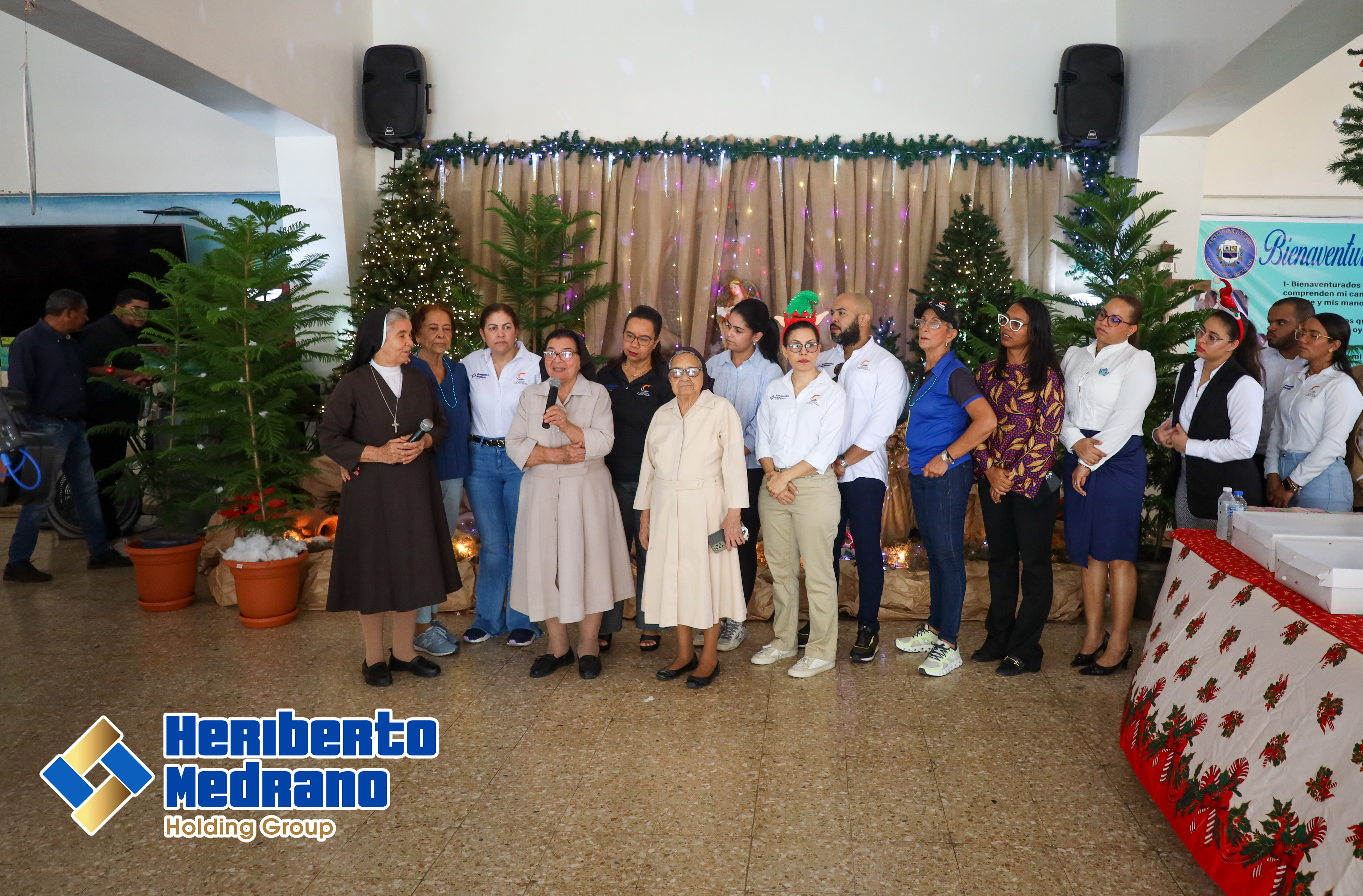 Visita al centro geriatrico San Joaquin